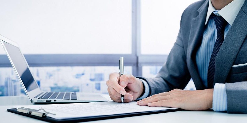 business-lawyer